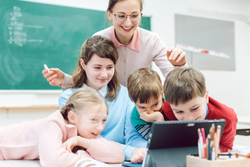 Kids with iPad